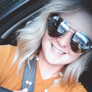 Meet your Posher, Katie